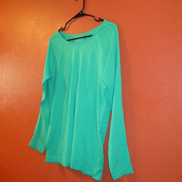 Athleta Woman X Large Green Long Sleeve Soft Warm Comfortable Outdoors Shirt - Picture 3 of 7